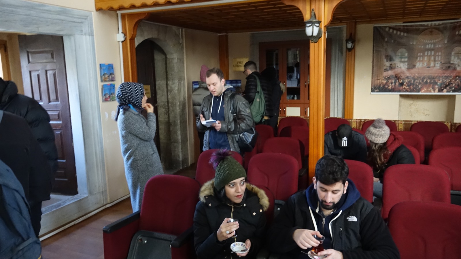 Istanbul Mosques volunteers
